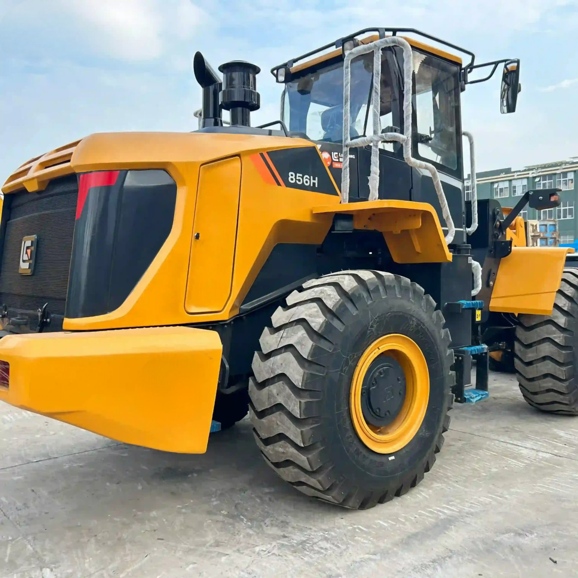 LiuGong 856H Wheel Loader - 5.5 Ton Heavy-Duty Construction Loader