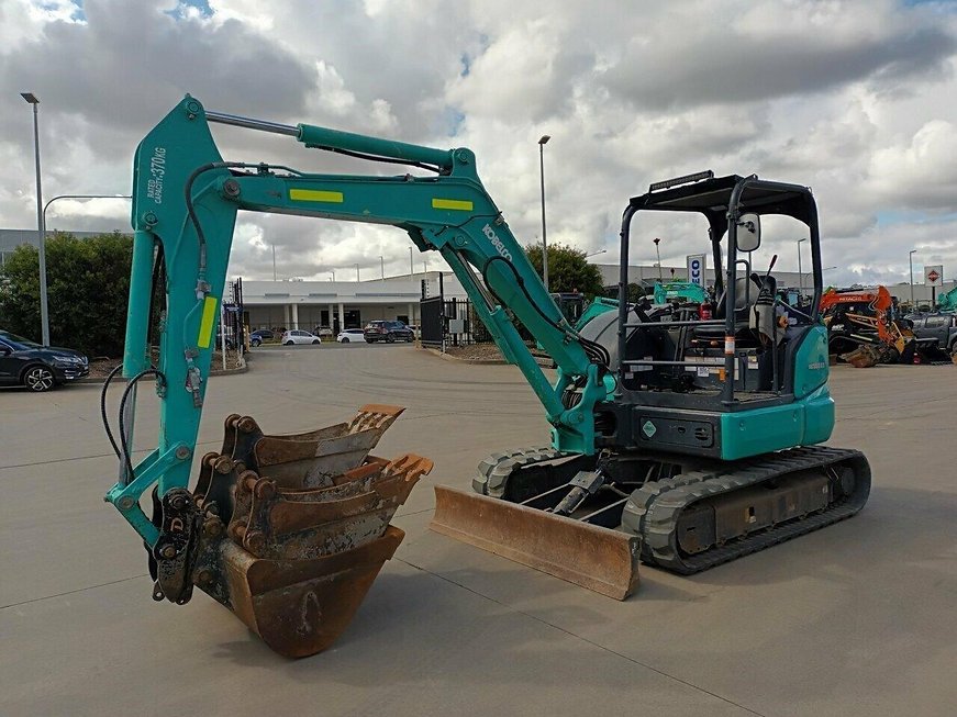 2018 Kobelco SK45SRX-6 Canopy Mini Excavator – 2,870 Hours, 0‑7 Ton Class - Thumbnail 3