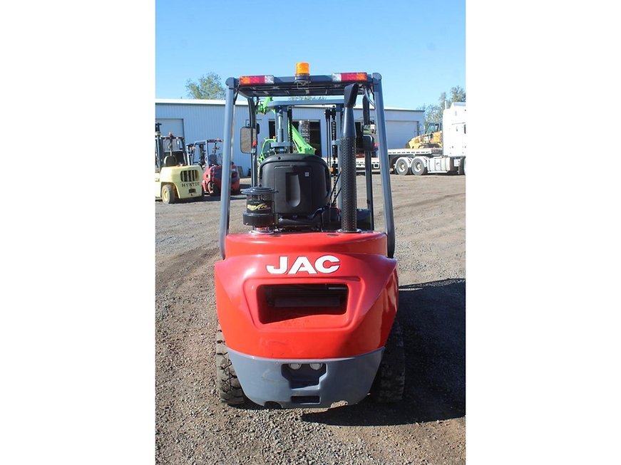 JAC CPCD30 Diesel Forklift - 3 Ton Industrial Forklift - Thumbnail 2