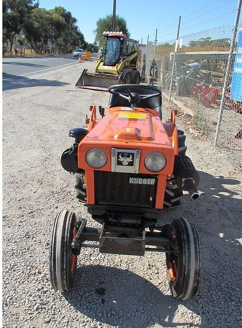 Kubota B5100E Tractor with FL850 Rotary Tiller - 12 HP Complete Package - Thumbnail 3