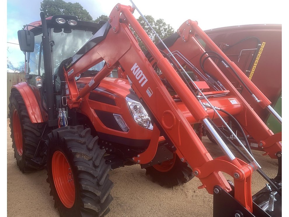 Kioti PX1052 CAB Tractor - Brand New 105 HP Complete Loader Package - Thumbnail 2