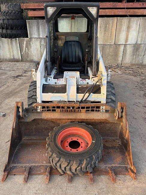 Bobcat 753 Skid Steer Loader - Thumbnail 3