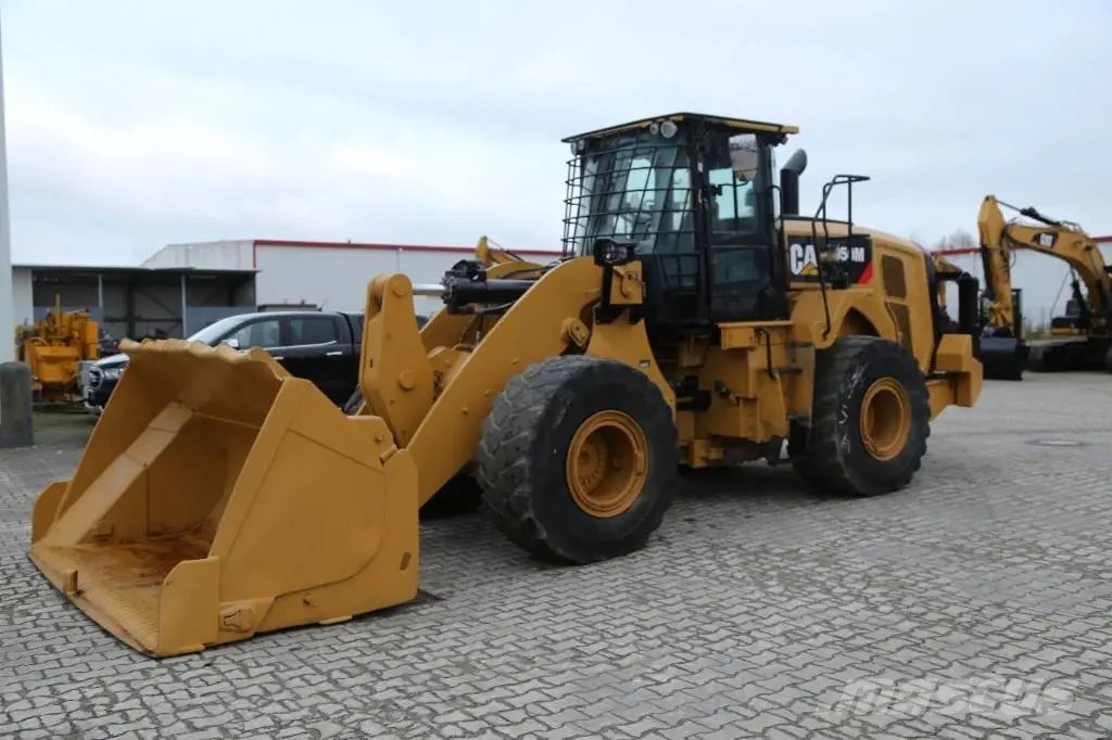 Caterpillar 950M Wheel Loader - 2017 Medium-Class Production Loader
