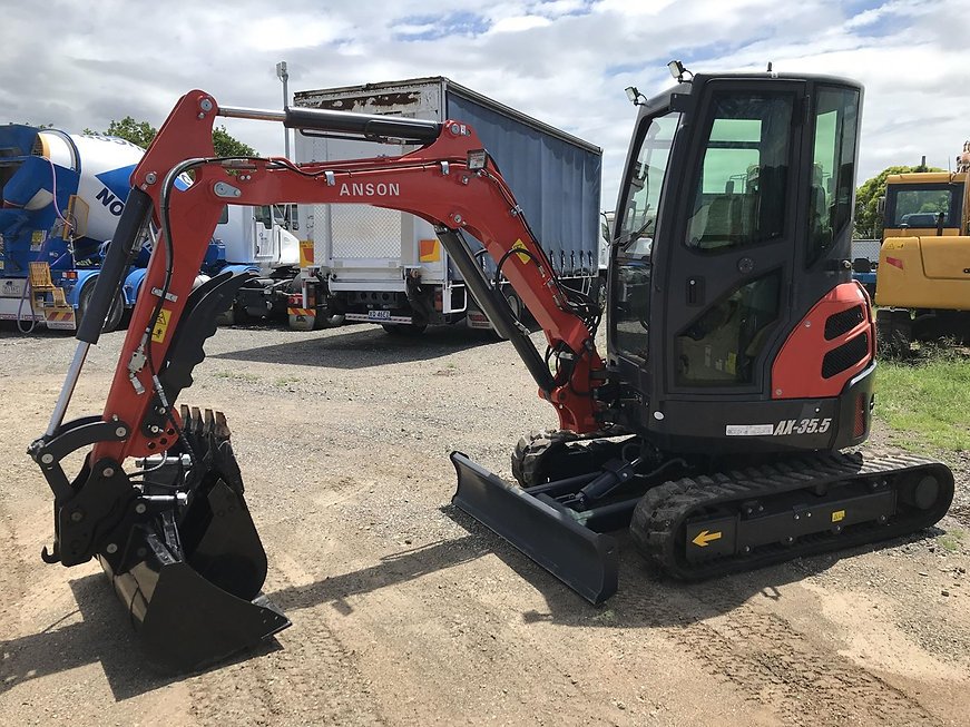Anson AX-35.5 3.5-Ton Mini Excavator – Hydro-Control, Quick Hitch & Multi-Bucket Set - Thumbnail 3