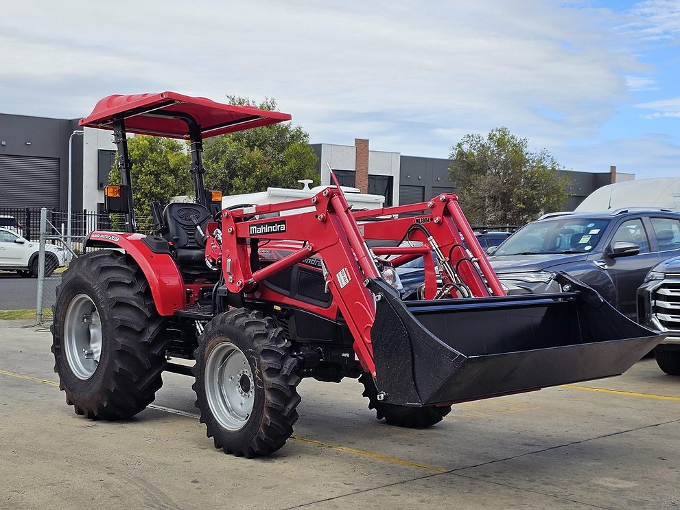 Mahindra 3650 PST Tractor - 2024 Complete Loader & Slasher Package - Thumbnail 3