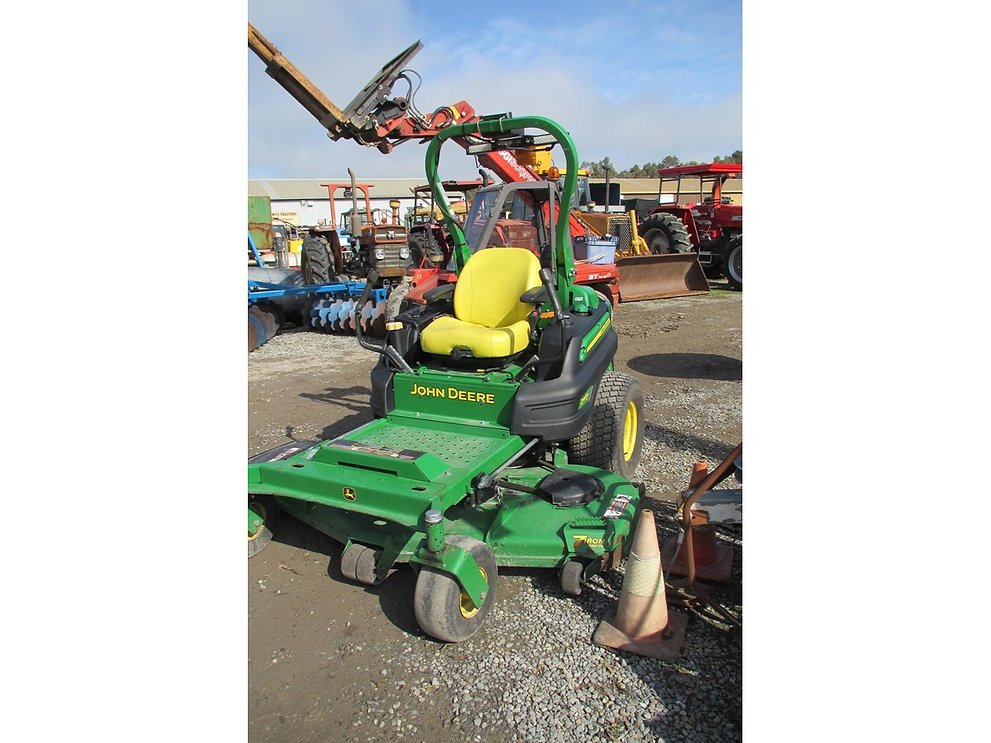 John Deere Z997R ZTrak Diesel Ride-On Mower - 72" Professional Zero-Turn - Image 1